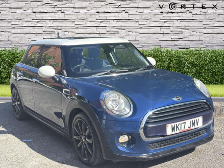 Mini Hatch COOPER