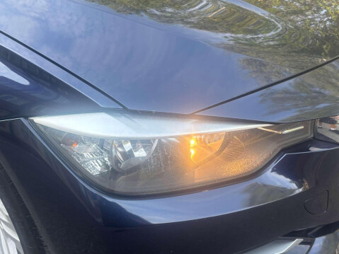 BMW 3 Series 320D XDRIVE SPORT 11