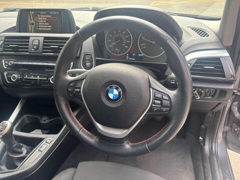 BMW 1 Series 118D SPORT 27