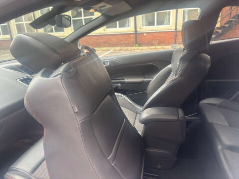 Ford Fiesta 1.6 Fiesta ST200 3dr 35