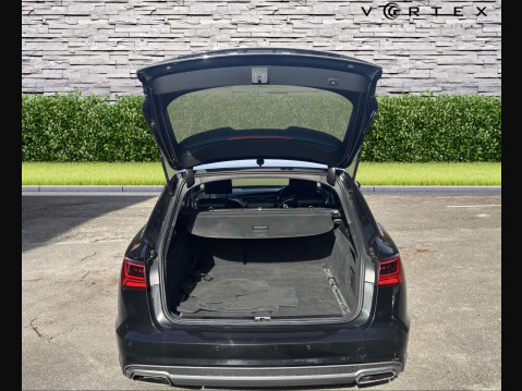 Audi A6 2.0 A6 S Line TDI Ultra Semi-Auto 5dr 8