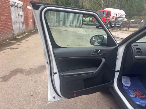 Skoda Yeti 1.2 Yeti Outdoor SE L Drive TSi Semi-Auto 5dr 22