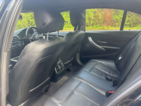 BMW 3 Series 3.0 330d xDrive M Sport Auto 4WD 4dr 32
