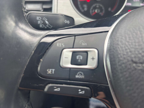 Volkswagen Golf SV 1.6 Golf SV SE TDI 5dr 30