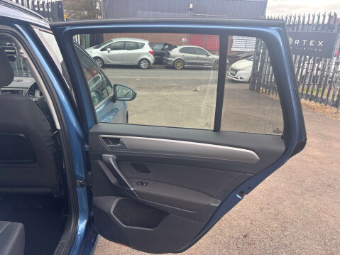 Volkswagen Golf SV 1.6 Golf SV SE TDI 5dr 35