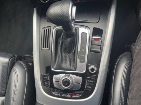 Audi Q5 2.0 Q5 S Line+ TDI Quattro Auto 4WD 5dr 44
