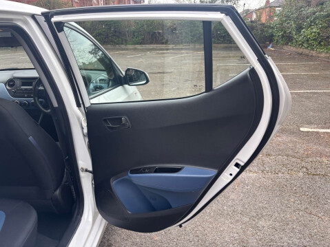 Hyundai i10 1.2 I10 SE 5dr 21