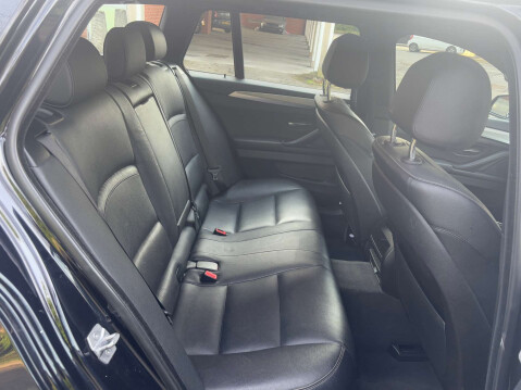 BMW 5 Series 2.0 520d M Sport Auto 5dr 31