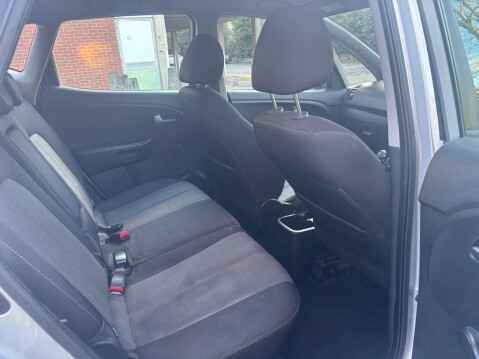 Kia Venga 1.4 Venga 2 EcoDynamics CRDI 5dr 31