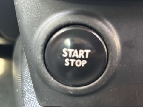 Renault Clio 1.1 Clio Dynamique MediaNav 5dr 35