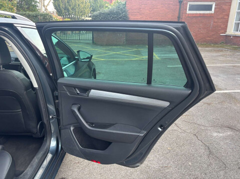 Skoda Superb 1.5 Superb SE Technology TSI 5dr 22