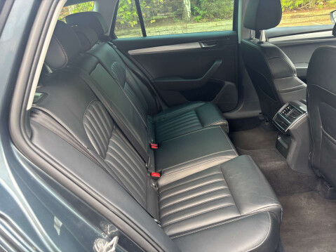 Skoda Superb 1.5 Superb SE Technology TSI 5dr 29