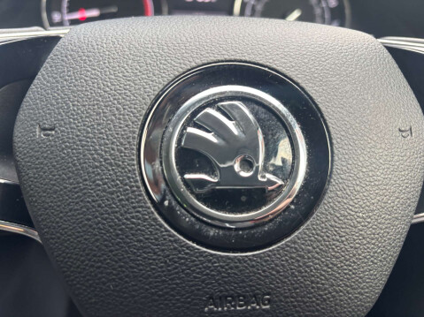 Skoda Superb 1.5 Superb SE Technology TSI 5dr 33