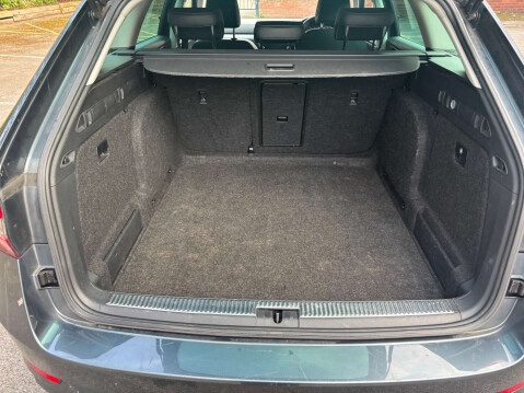 Skoda Superb 1.5 Superb SE Technology TSI 5dr 48