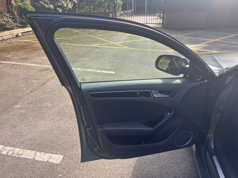 Audi A4 2.0 A4 Black Edition TDI 4dr 18