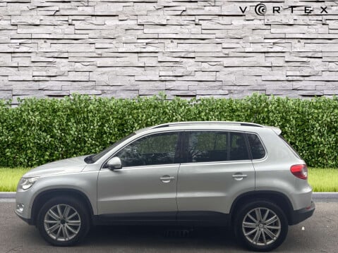 Volkswagen Tiguan 2.0 Tiguan Sport TDI 4Motion 140 4WD 5dr 5