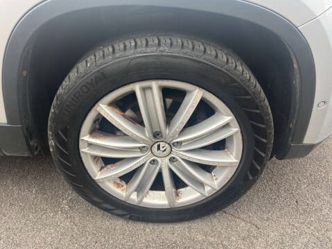Volkswagen Tiguan 2.0 Tiguan Sport TDI 4Motion 140 4WD 5dr 19