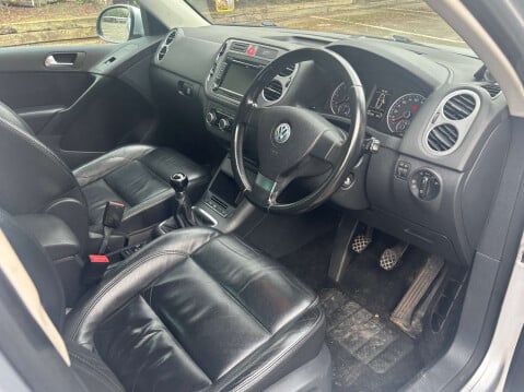 Volkswagen Tiguan 2.0 Tiguan Sport TDI 4Motion 140 4WD 5dr 23