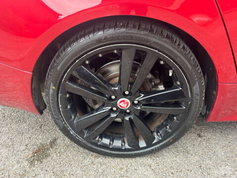 Jaguar XF 2.2 XF R-Sport Black D Auto 4dr 18