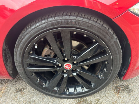 Jaguar XF 2.2 XF R-Sport Black D Auto 4dr 19
