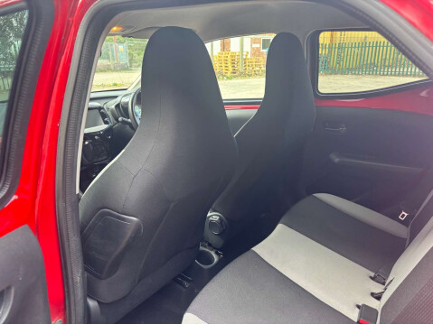 Toyota Aygo 1.0 Aygo X-Style VVT-i 5dr 36