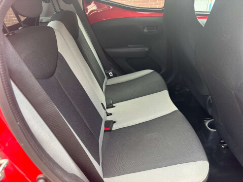 Toyota Aygo 1.0 Aygo X-Style VVT-i 5dr 38