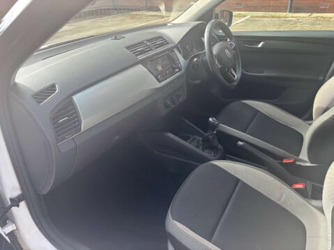 Skoda Fabia 1.2 Fabia Colour Edition TSI 5dr 23