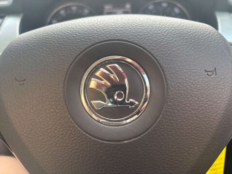 Skoda Fabia 1.2 Fabia Colour Edition TSI 5dr 42