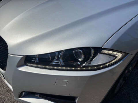 Jaguar XF 2.2 XF R-Sport D Auto 4dr 14