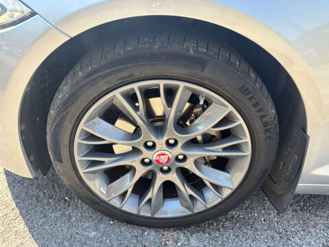 Jaguar XF 2.2 XF R-Sport D Auto 4dr 20