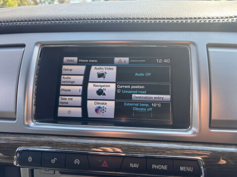 Jaguar XF 2.2 XF R-Sport D Auto 4dr 35