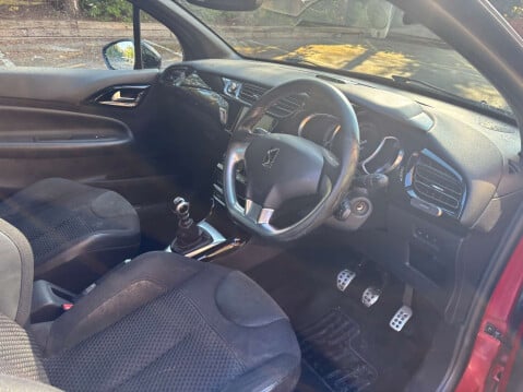 DS 3 1.6 DS3 Prestige Blue HDi S/S 3dr 34