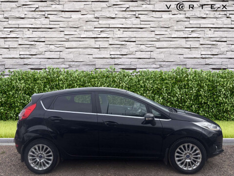 Ford Fiesta 1.0 Fiesta Titanium 5dr 10