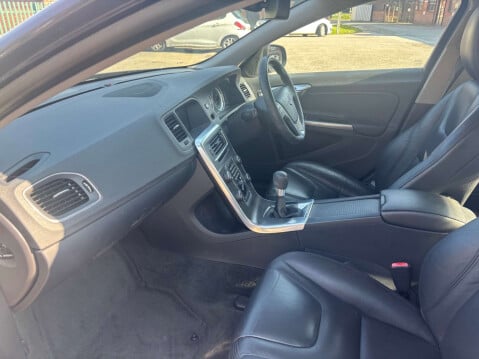 Volvo S60 2.0 S60 SE T5 4dr 22