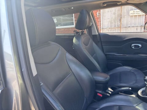 Kia Soul 1.6 Soul Maxx CRDi 5dr 23