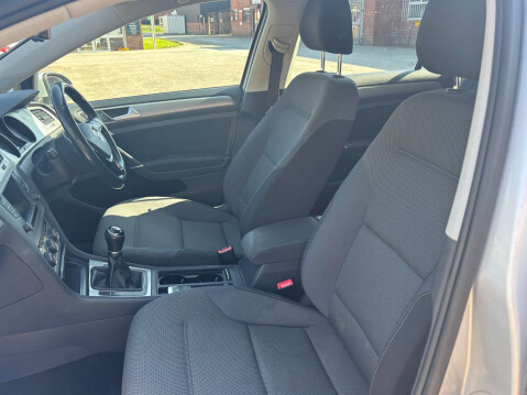 Volkswagen Golf 1.0 Golf Match Edition TSi BlueMotion 5dr 31