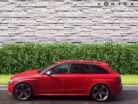 Audi A4 4.2 RS 4 FSI Quattro Auto 4WD 5dr 5