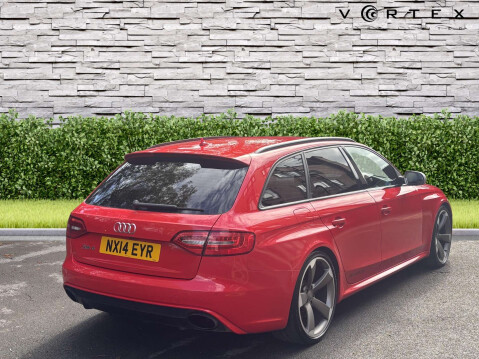 Audi A4 4.2 RS 4 FSI Quattro Auto 4WD 5dr 9