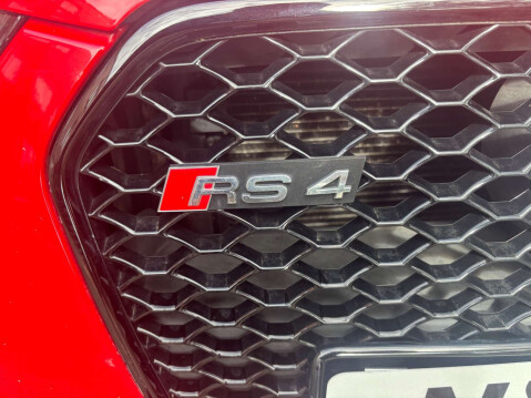 Audi A4 4.2 RS 4 FSI Quattro Auto 4WD 5dr 14