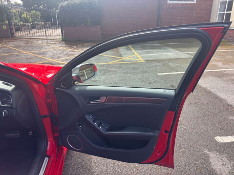 Audi A4 4.2 RS 4 FSI Quattro Auto 4WD 5dr 27