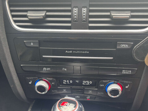 Audi A4 4.2 RS 4 FSI Quattro Auto 4WD 5dr 53