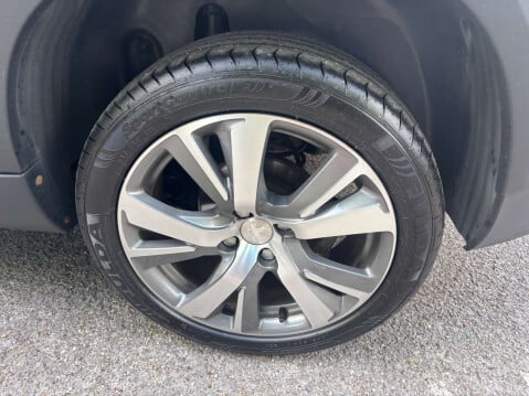 Peugeot 2008 1.5 2008 Allure Premium Blue HDi 5dr 26