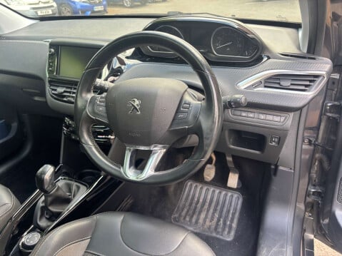 Peugeot 2008 1.5 2008 Allure Premium Blue HDi 5dr 40