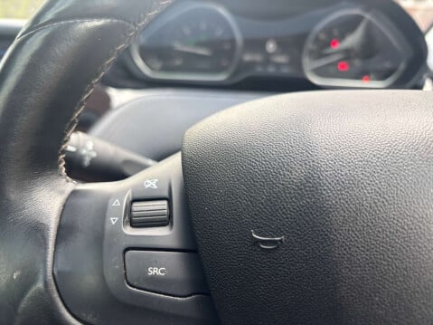 Peugeot 2008 1.5 2008 Allure Premium Blue HDi 5dr 42