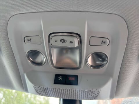Peugeot 2008 1.5 2008 Allure Premium Blue HDi 5dr 53