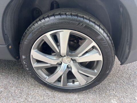 Peugeot 2008 1.5 2008 Allure Premium Blue HDi 5dr 26