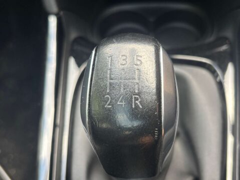 Peugeot 2008 1.5 2008 Allure Premium Blue HDi 5dr 38