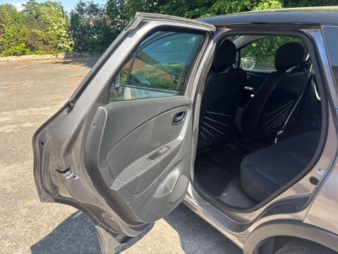 Renault Captur 1.5 Captur Dynamique MediaNav Energy dCi S/S 5dr 21