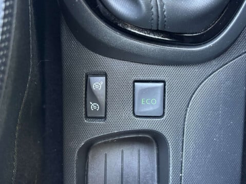 Renault Captur 1.5 Captur Dynamique MediaNav Energy dCi S/S 5dr 51