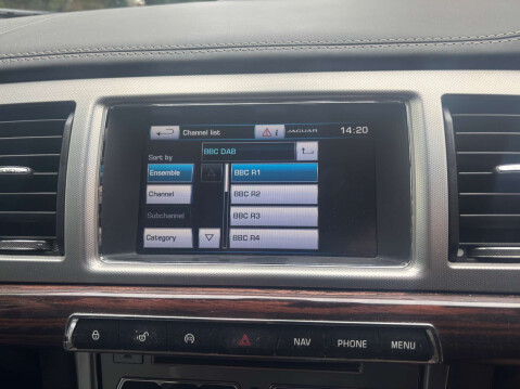 Jaguar XF 2.2 XF Portfolio Sportbrake D Auto 5dr 48
